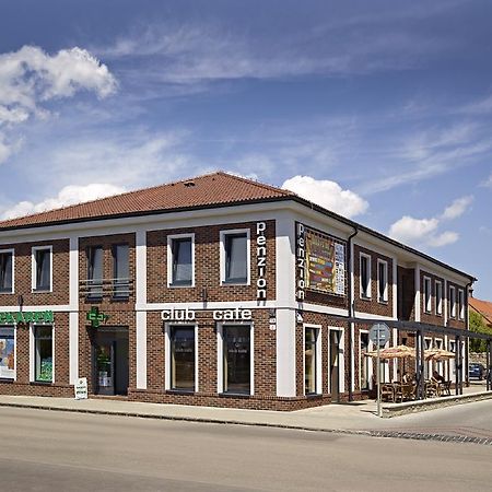 Penzion Club Skalica Exteriér fotografie