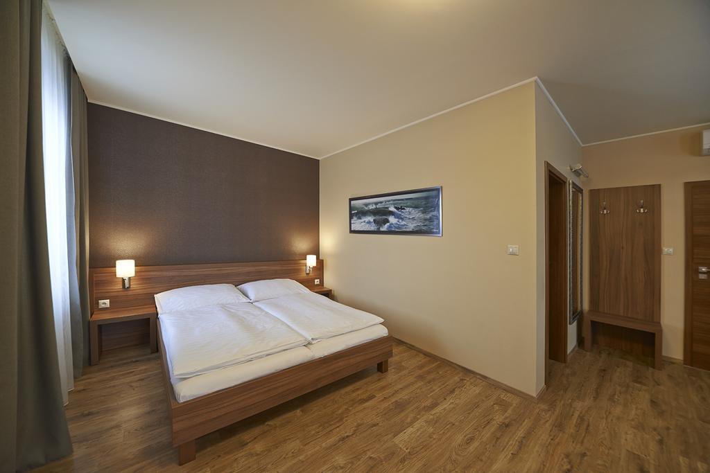 Penzion Club Skalica Exteriér fotografie